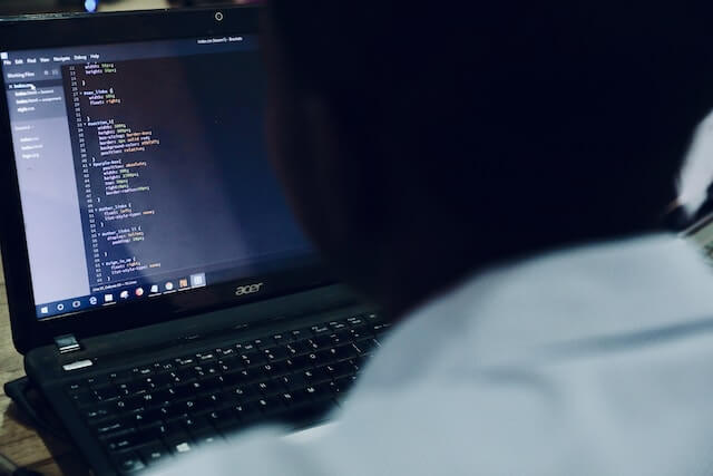 Qual o melhor curso de HTML e CSS? Top 04 opções! 