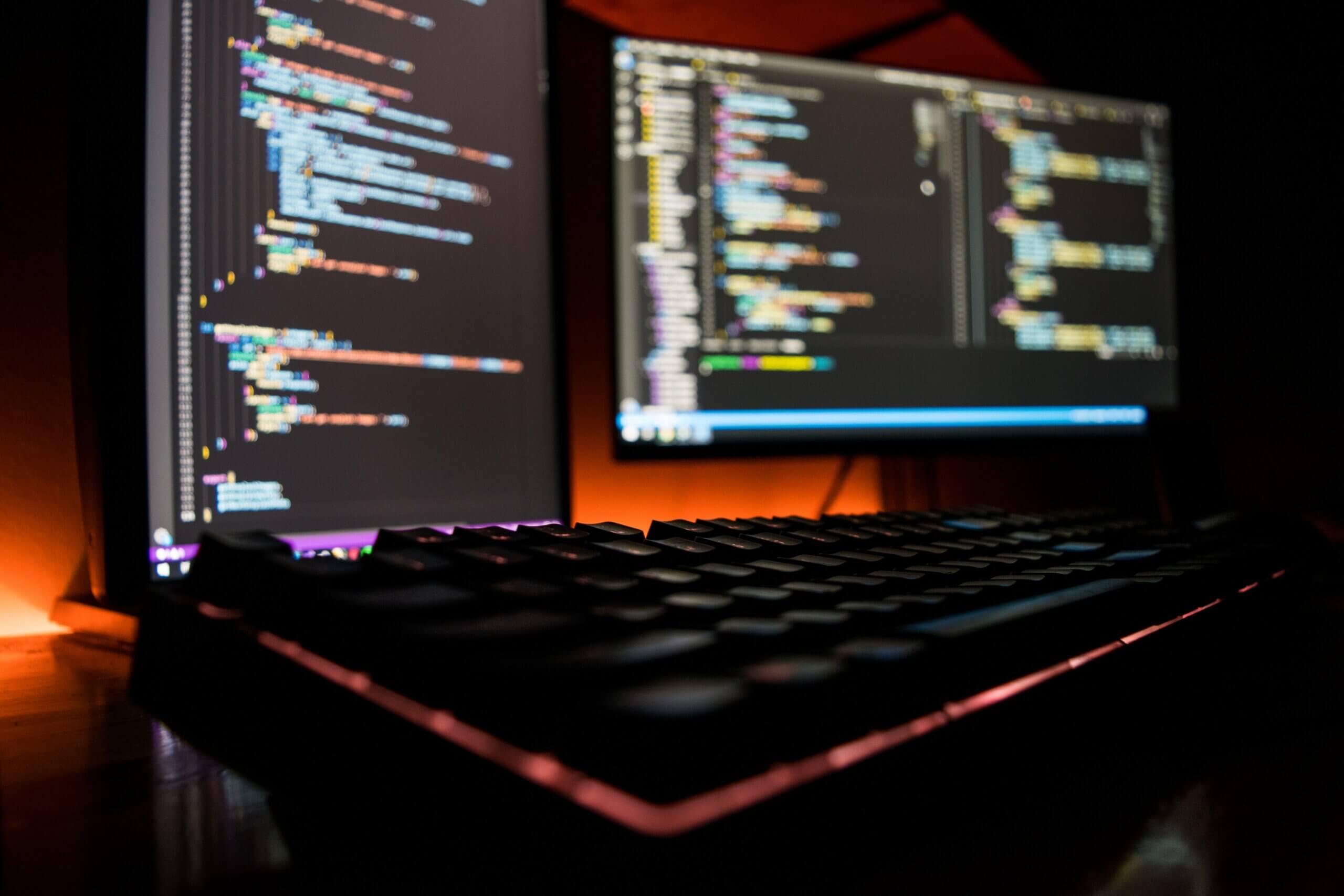 Backend: o que é, salário, principais linguagens e tudo sobre